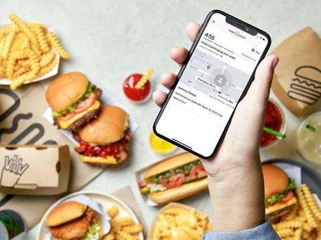 BI: How Taco Bell, Burger King, and Chipotle are pushing diners away from DoorDash and Uber Eats and reclaiming customer data